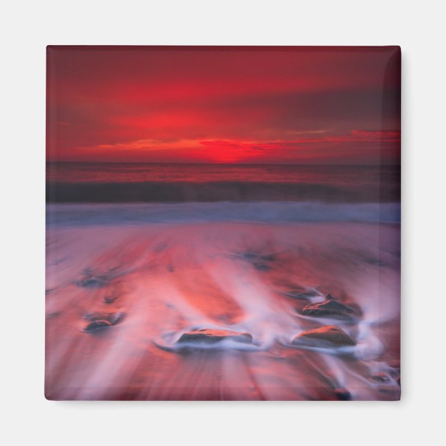 Íman Dawn Sobre O Mar Tempestade (Frente)