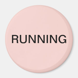 Íman de máquina de lavar louça rosa com escovas