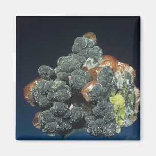 Íman Descloizite na calcite