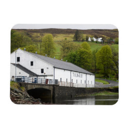 Íman Destilaria de whisky de Talisker em Skye, Escócia