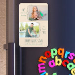 Íman Dia de os pais sortudo por ter sua Pai 2 Foto<br><div class="desc">Magneta moderna de Dia de os pais, personalizada com 2 de suas fotos favoritas, que são moldadas e moldadas com colchetes. O design diz: "Somos tão sortudos em tê-lo... Dia de os pais FELIZ para o melhor pai do mundo" em tipografia de fontes magras e escrita à mão. O ímã...</div>