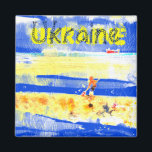 Íman Diversão Costeira Praia Amarelo Azul Prateado N<br><div class="desc">Baseado na minha trabalho de arte. Gouache e tinta em papel texturizado. Um menino brincando com a areia,  grande navio de contentores passando. Aproximadamente em cores ucranianas.</div>