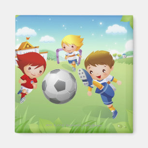 Íman Duas meninas e um menino que joga o futebol