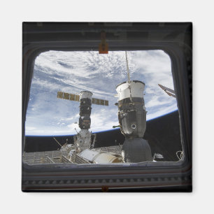 Íman Duas naves russas