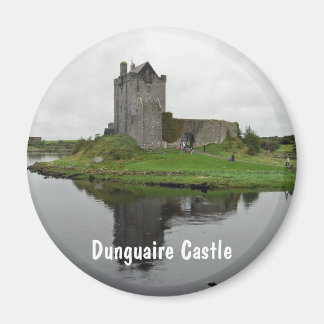 Íman Dunguaire Castle