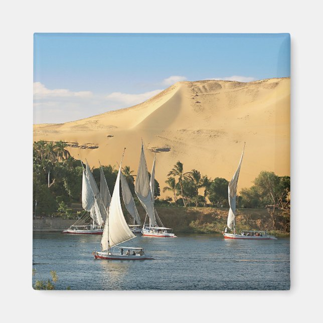 Íman Egito, Aswan, Nilo River, embarcações de navegação (Frente)