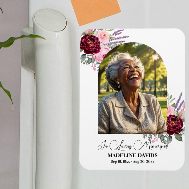 Íman Elegant Peonies Photo Funeral Keepsake  (Criador carregado)