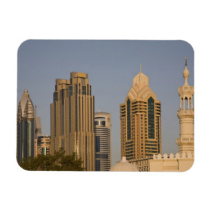 Íman Emirados Árabes Unidos, Dubai. Minarete de mesquit