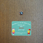 Íman Encapsulamento de Booze Personalizado de Porta Cru<br><div class="desc">Este design foi criado através da arte digital. Pode ser personalizado na área fornecer ou personalizar escolhendo o clique para personalizar mais opções e alterando o nome, as iniciais ou as palavras. Você também pode alterar a cor e o estilo do texto ou excluir o texto de um design de...</div>