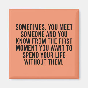 Íman Engraçado Sarcástico apresenta humor dizendo