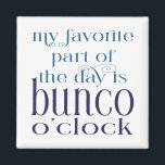 Íman Engraçado Tipografia Moderna Bunco<br><div class="desc">Citação engraçada para jogadores Bunco que adoram jogar o jogo. Citação da tipografia bonita e moderna. Minha Parte Favorita Do Dia É Às Noites. Citação original de Artinspirou. Perfeito para a noite das raparigas e eventos de angariação de fundos Bunco.</div>