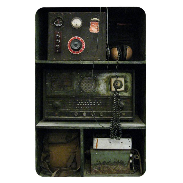 Íman Equipamento de Rádio Militar Vintage (Vertical)
