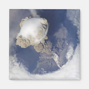 Íman Erupção do vulcão de Sarychev