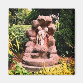 Íman Escultura no parque