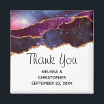 Íman Espaço Azul e Roxo e Estrelas Casamento Agato Mode<br><div class="desc">Um ímã de casamento com um desenho abstrato com camadas azuis e roxas com fitas de folha de ouro falsas no meio.</div>