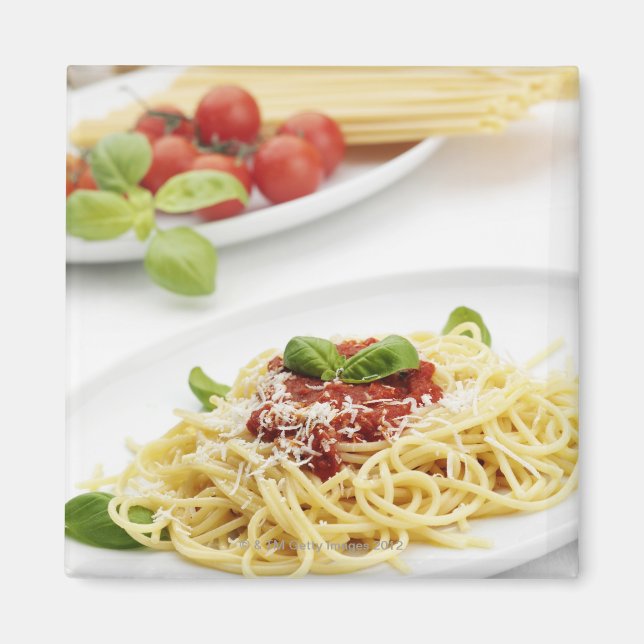Íman Espaguete com molho de tomate e manjericão (Frente)