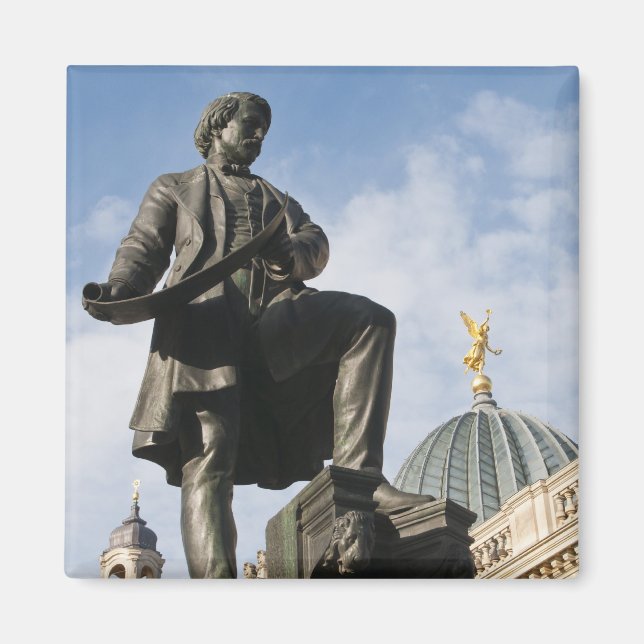 Íman Estátua com cúpula de vidro no edifício Kunstverei (Frente)