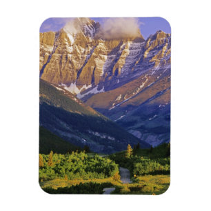 Íman Estrada Red Rock em Waterton Lakes National Park