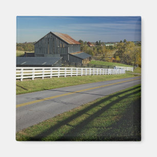 Íman Estrada rural através da região de Bluegrass 2