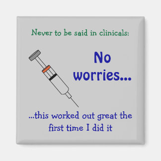 Íman Estudante de enfermagem recebendo vacina