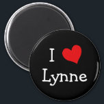Íman Eu Amo Lynne<br><div class="desc">Adoro design de coração Lynne. Ótimas ideias de presente de aniversário.</div>