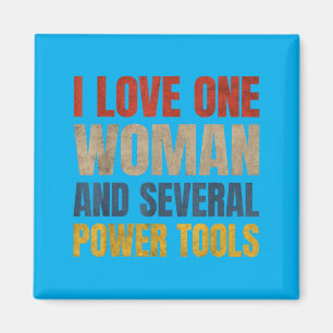 Íman Eu Amo Uma Mulher E Várias Ferramentas Elétricas E
