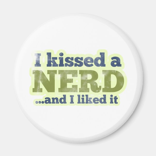 Íman Eu beijei um Nerd e gostei dele (Frente)