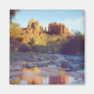 Íman EUA, Arizona, Sedona. Cathedral Rock refletindo