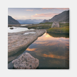 Íman EUA, Colorado, Rocky Mountain NP. Nascer do sol em