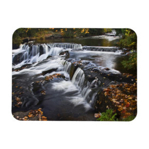 Íman EUA, Michigan, Península Superior. Bond Falls e