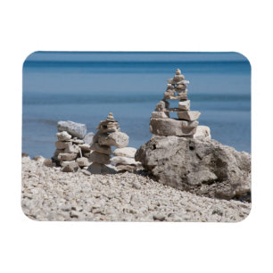 Íman EUA, Michigan. Torres de Pedra na Praia