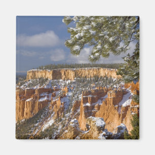 Íman EUA, Utah, Parque Nacional Bryce Canyon. Nascer do