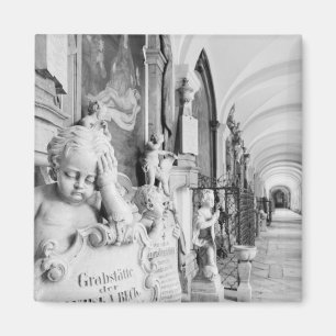 Íman Europa, Áustria, Salzburgo. Cherub e monumento