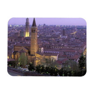 Íman Europa, Itália, Vêneto, Verona. Vista do Castel