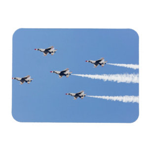 Íman F-16 Thunderbirds voando na formação de cinco cart