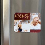 Íman Faux Gold Foil 2 Feriado Fotográfico Merriest<br><div class="desc">Ímanes de fotos de feriado personalizados impressos com modelos simples para personalização. Este elegante design apresenta um layout de colagem de duas fotos em um fundo de cor d'água burgundy. O texto moderno do roteiro de caligrafia diz Merriest em folha de ouro falsa. Personalize-o com suas próprias fotos e adicione...</div>