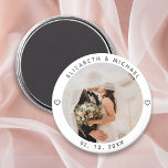 Íman Favor de Casamento de Foto do Moderno Minimalista<br><div class="desc">Imagem do Favor de Casamento de Foto do Moderno Minimalista Newly Weds</div>