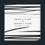 Íman Favor de Casamento do Abstrato Branco Negro Modern<br><div class="desc">Um moderno design de casamento preto e branco. Um design de temas preto e branco que incorpora derrames de tinta preta rústicos. Um design elegante e minimalista perfeito para quem ama designs de temas de tendências simples. Um elegante na moda de casamento favorece o magnet design com elementos modernos. Também...</div>