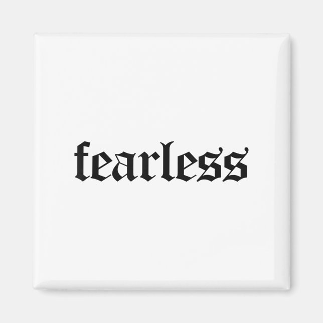 Íman Fearless Tee Shirt, Fearless And Strong Motivation (Frente)
