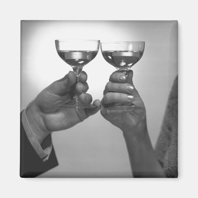 Íman Fechar a tostagem de casal com vinho branco B&W (Frente)