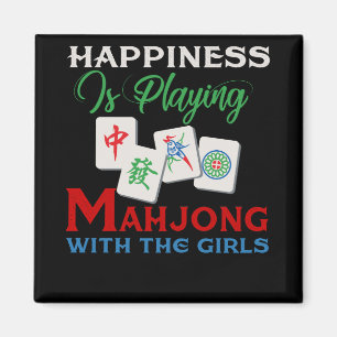 Íman Felicidade Está Jogando Mahjong Com As Garotas