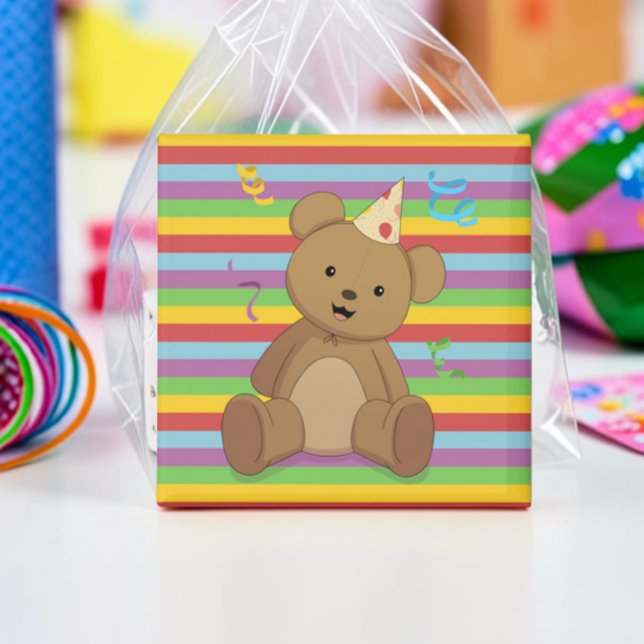 Íman Feliz Aniversário Teddy Magnet (Teddy bear magnet square, with a rainbow background and birthday hat. Leaned up against a favor bag.)