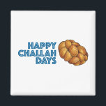 Íman Feliz Challah Days Chanukah Hanukkah Bread Loaf<br><div class="desc">Apresenta uma ilustração original de um pão de chalá, com HAPPY CHALLAH DAYS em letra azul. Excelente para doação de presente de Hanukkah! Esta ilustração de feriado também está disponível em outros produtos. Não vê o que está procurando? Precisa de ajuda para a personalização? Entre em contato com Rebecca para...</div>