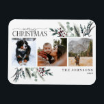 Íman Feliz Natal Black Winter Botanical Photo Holid<br><div class="desc">Apresentando o feliz Natal Black Winter Botanical Photo Magnet Holiday Card! Este belo cartão apresenta três das suas fotos favoritas a preto e branco, com "Feliz Natal" num moderno texto escrito à mão e serif tipo duo. O cartão é decorado com botânicos verdes de inverno, escuros, vermelhos e dessaturados, fazer...</div>
