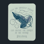 Íman Fellowship Elven Brooch Quote Graphic<br><div class="desc">Celebrate the Fellowship with this elegant, Lord of the Rings™ Elven brooch design. Featuring a beautifully detailed leaf carried on swirling Elvish vines, the artwork symbolizes the connection between those entrusted with the protection of Middle-Earth™. The meaningful quote, “Even the smallest person can change the course of the future, ”...</div>