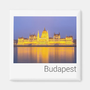 Íman Feriado na Hungria no Panorama do Parlamento Budap