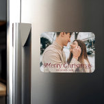 Íman Fesitência Elegance Burgundy Feliz Foto de Natal<br><div class="desc">Um ímã de férias simples com sua foto horizontal de sangria de cheio com "Feliz Natal",  exibido em elegante cartaz burgundy. Personalize o ímã de fotos de Natal com seu nome de família e o ano.</div>