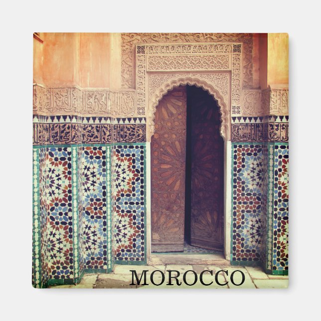 Íman fica na porta do morocco (Frente)