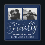 Íman Finalmente Casamento Minimalista 2 Foto Salvar Dat<br><div class="desc">Valeu a pena esperar e agora você está finalmente pronto para enviar suas datas de salvamento! Esses casamento minimalistas, exceto a data em que ímanes são perfeitamente simples, mas super modernos. Personalize facilmente o design, adicionando suas próprias fotos, nomes e data de casamento. Itens correspondentes podem ser encontrados na coleção....</div>