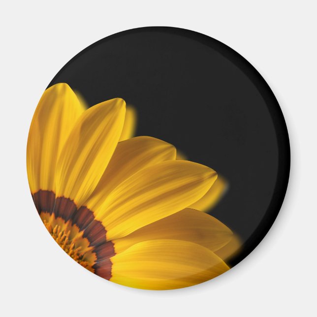 Íman Flor amarela sobre fundo preto (Frente)